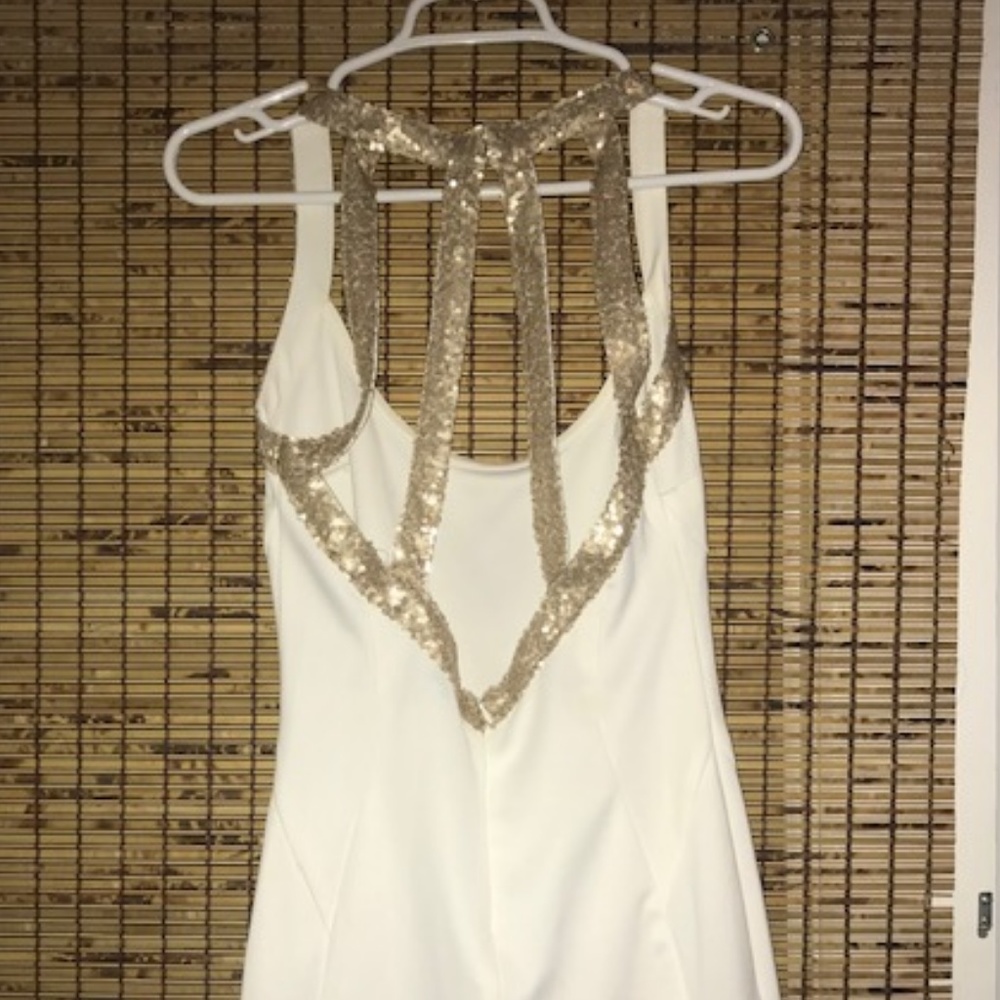 White, gold, Never worn, Knee-length, Tobi, medium